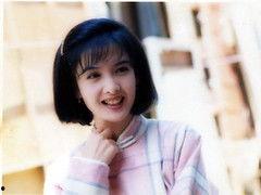 周慧敏个人资料简介,华语乐坛永恒的玉女歌手，魅力与才华并重